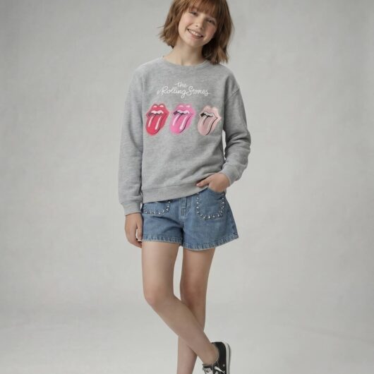 Denim shorts light blue